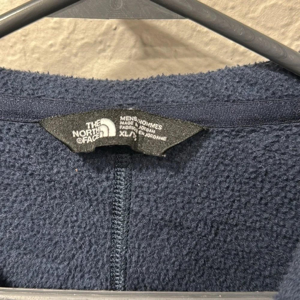 The north face men’s pull over half zip size xl
